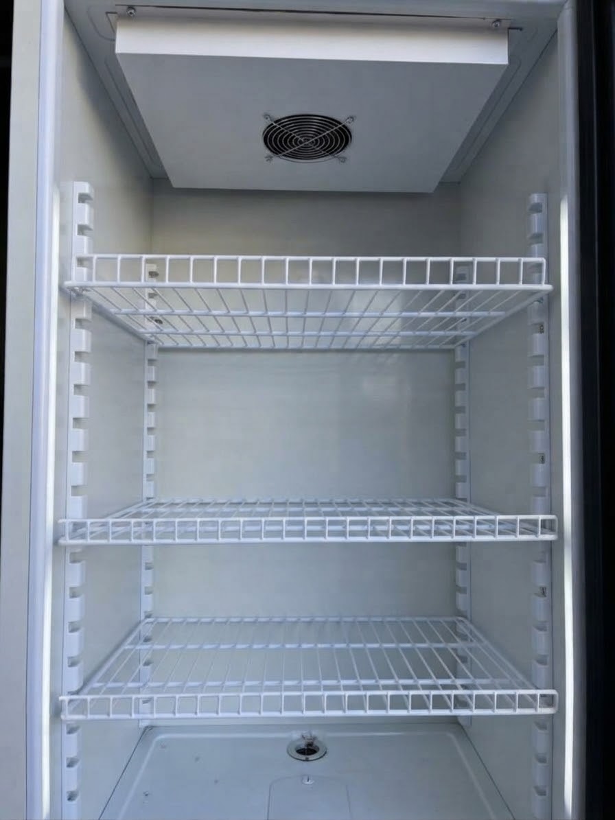 * PROFESIONALNI HLADNJAK 55 X 64 X 175 cm - +2 do +8°C